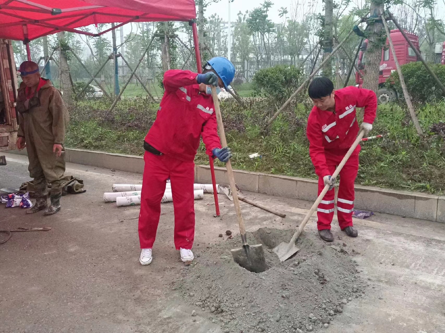 榆林管道疏通哪家好】及时进行市政管道清淤